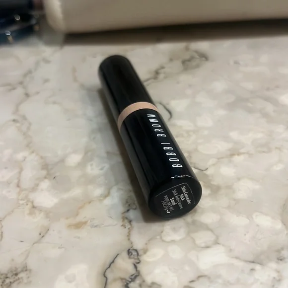 Bobbi Brown Skin Concealer Stick Sand - Picture 2 of 7